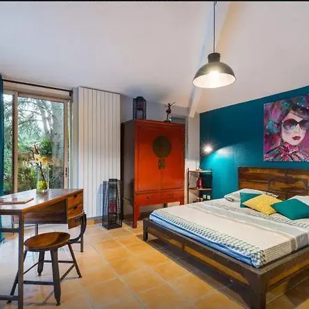 Plum'art Bed & Breakfast